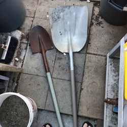 14” Wide Aluminum Shovel