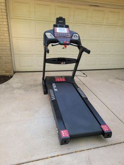 SOLE F63 TREADMILL ( LIKE NEW & DELIVERY AVAILABLE TODAY)