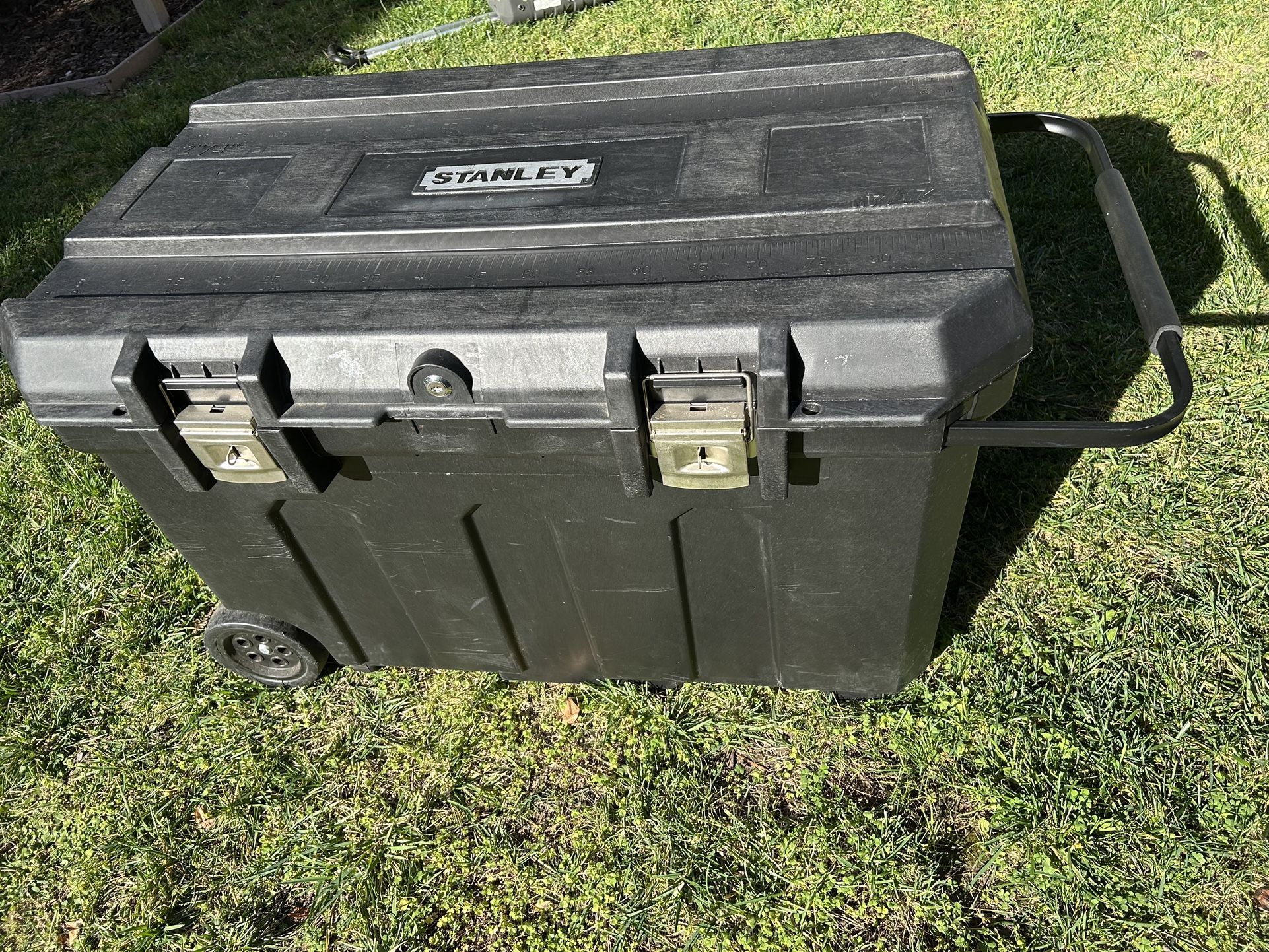 Stanley 50gal Tool Storage Box