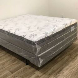 Queen Size Mattress Pillow Top With Box Springs✅