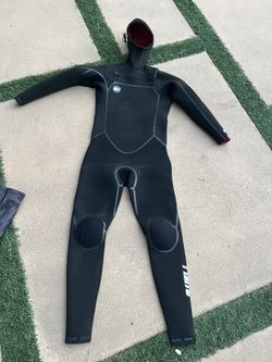 Buell Juniors Size 14 Hooded 4/3mm