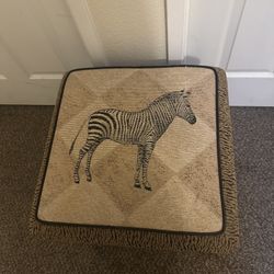 Zebra Seat