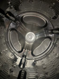 LG WashTower Washer & Dryer – Excellent Condition