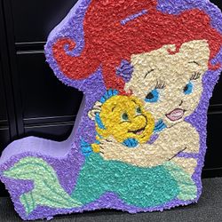 Baby Ariel Cur Out And Piñata 