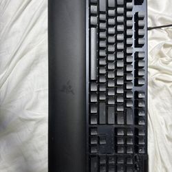 Razor Black Widow V4 Full Size Keyboard 