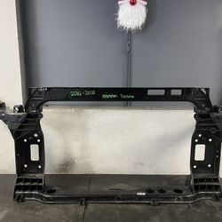 2016-2017-2018-2019-2020-2021 HYUNDAI TUCSON RADIATOR SUPPORT OEM USED