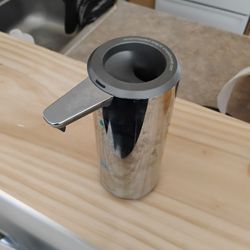 Autohand dispenser