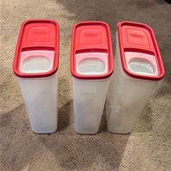 Rubbermaid 3 Set Of Cereal Containers