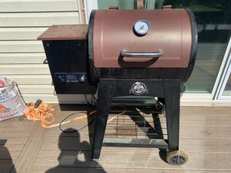 Pit boss pellet smoker