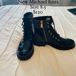 Micheal Kors Boots 