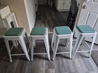 Set of 4 White Metal Bar Stools with Cushions