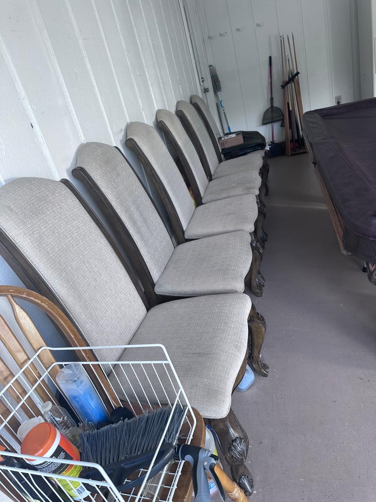 6 Chairs