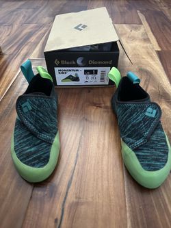 Rock climbing shoes- kids