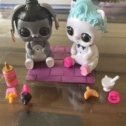 LOL Surprise! TWO Interactive Live Surprise Pets and LOL Pearl Carrying Case