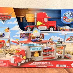 Disney / Pixar Cars Mobil Paint Shop Mack Playset