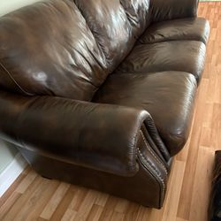 Sofá  De Cuero ( leather furniture )