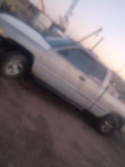 For parts or all 1999 Dodge Ram 1500 4x4