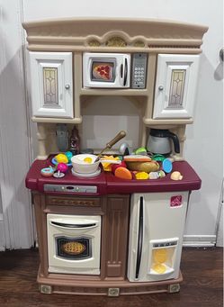 Step2 Kids Play Kitchen with Accessories