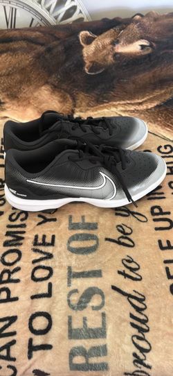 8M Nike Metal Baseball Cleats