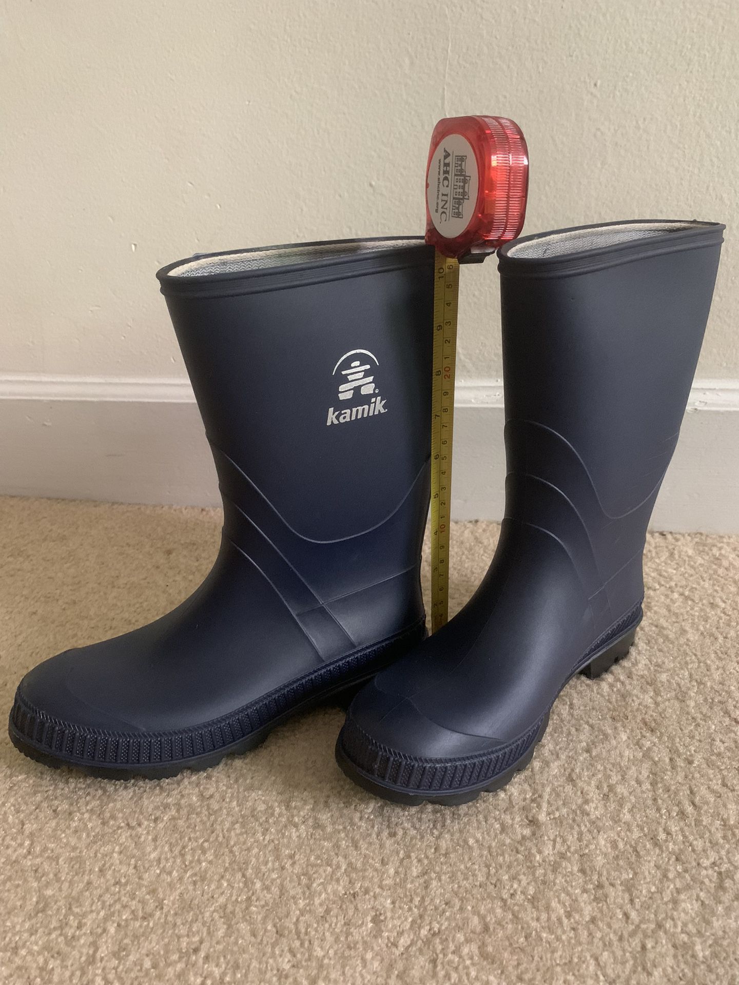 Rain boots for boys size 6 blue color Kamik