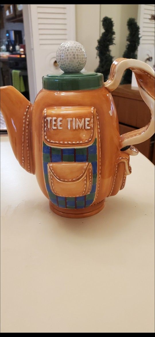 TEE TIME TEAPOT