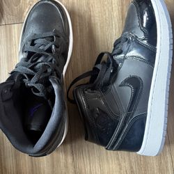 Jordan AJ 1 Mid SE
