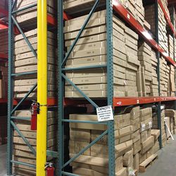 New & Used Pallet Racks, Forklifts & Shelving Material