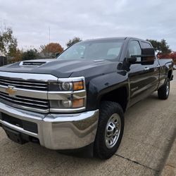 2018 Chevy Silverado 3500hd 4x4 Diesel