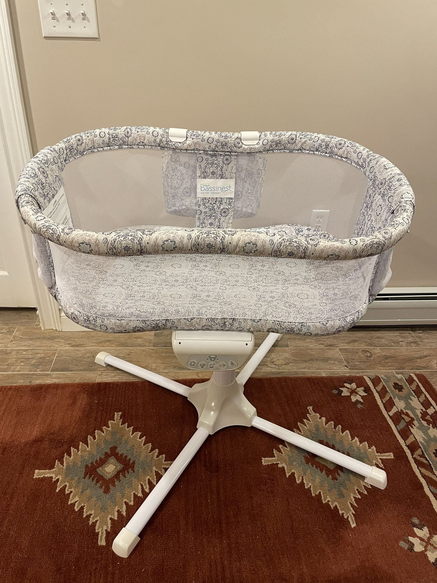 Hello Baby Bassinet 