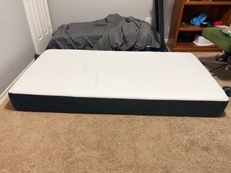 Twin mattress