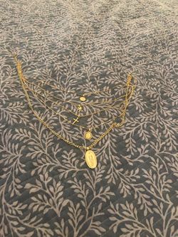 Gold plated Women’s Necklace.