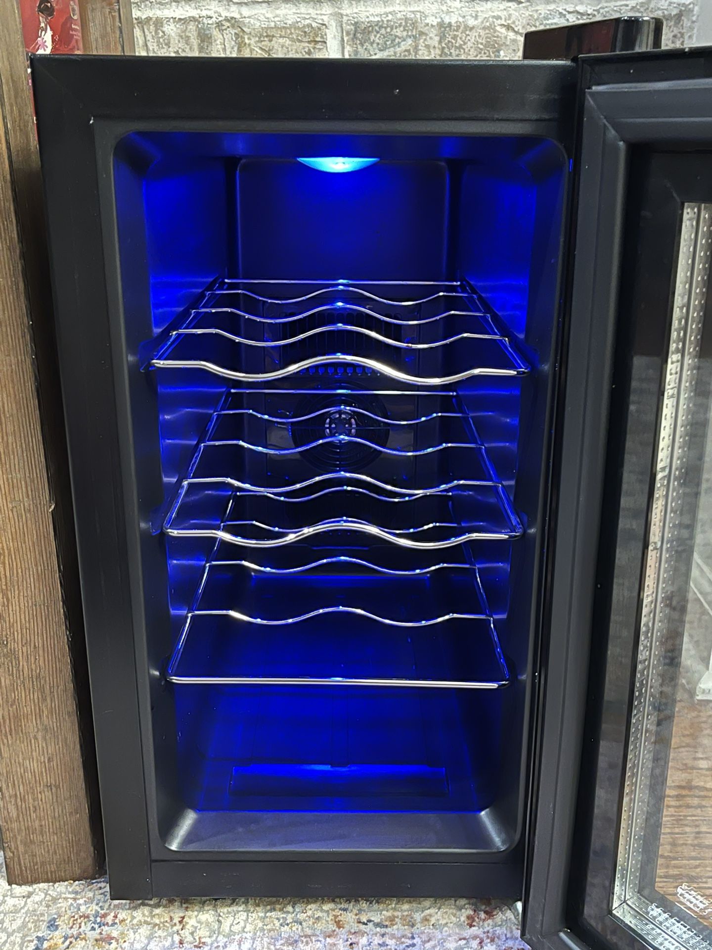 8 Bottle Wine Cooler