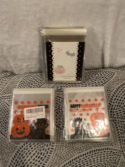 Halloween Cookie Candy Bags,Self Adhesive Clear Treat Cookie Bags Treat Bags Cookie Candy Bags Ghost Skull Pumpkin Bags for Halloween Cooking Birthda