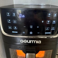 Gourmia Air Fryer, 7 Quart, 1700W, Digital Touch Display, 12 Cooking Presets, XL Basket, Black Steel Finish