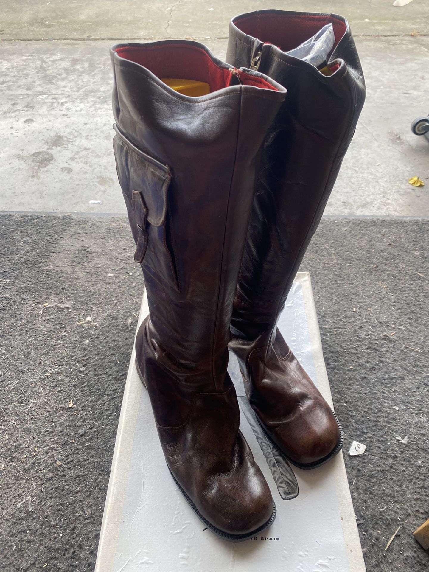 Vintage Knee High Lujano Boots Leather Boots Ex Condition Size 10 Made In Spain W/ Box