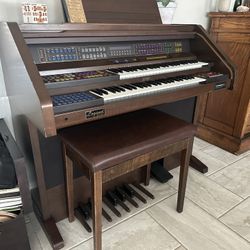 Legend by Estey organ - vintage! 