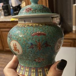 1970’s petite turquoise porcelain Chinese ginger jar 5”  Jar