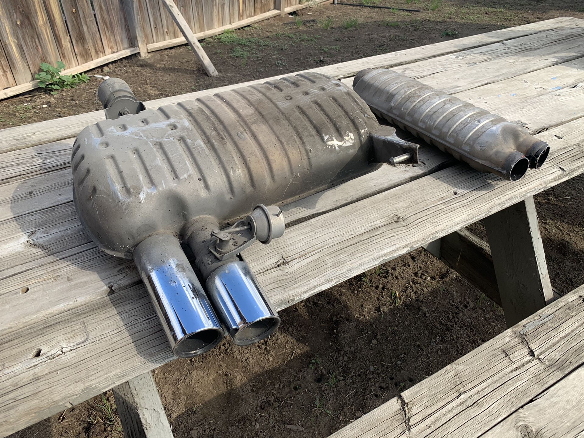 2006 BMW 330i muffler and resonator