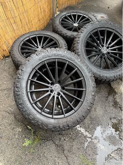 20’ Lexani Competition Series Wheels w/ Tires. Full Set 5x130