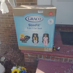 Brand New Graco 3 In 1 Car Seat