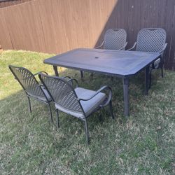 Solid Heavy Patio Dining Table With Chairs 