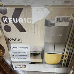 Keurig K-Mini Single Serve K-Cup Pod Coffee Maker, 6 to 12oz Brew size, with Cord Storage, Perfect for Small Spaces, Studio Gray 
