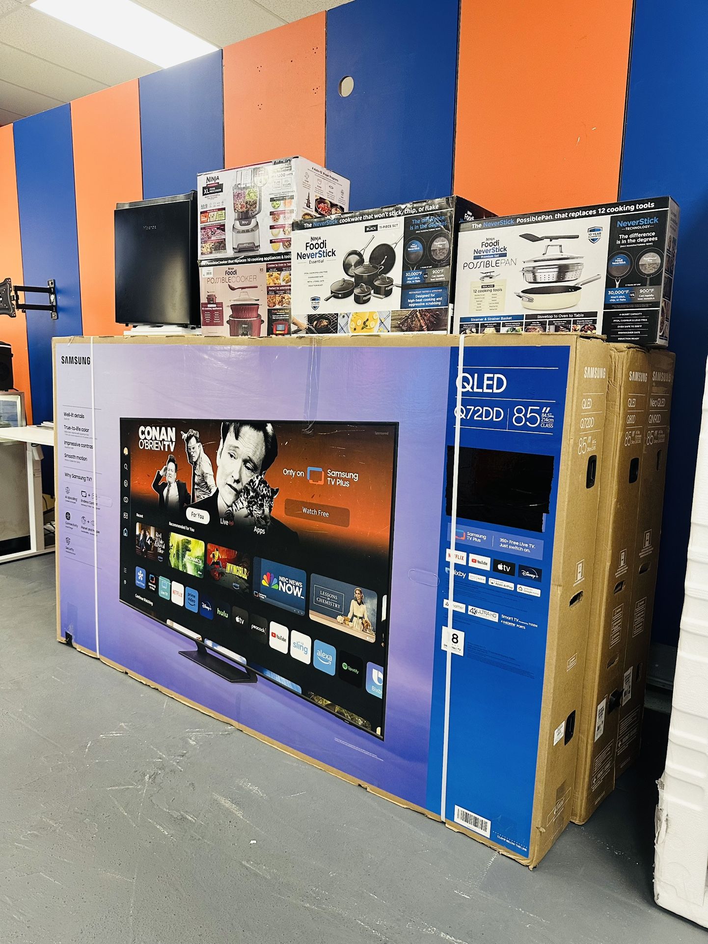 85" Samsung QLED Q72D 4K UHD Smart Tv for Sale in Los Angeles, CA - OfferUp