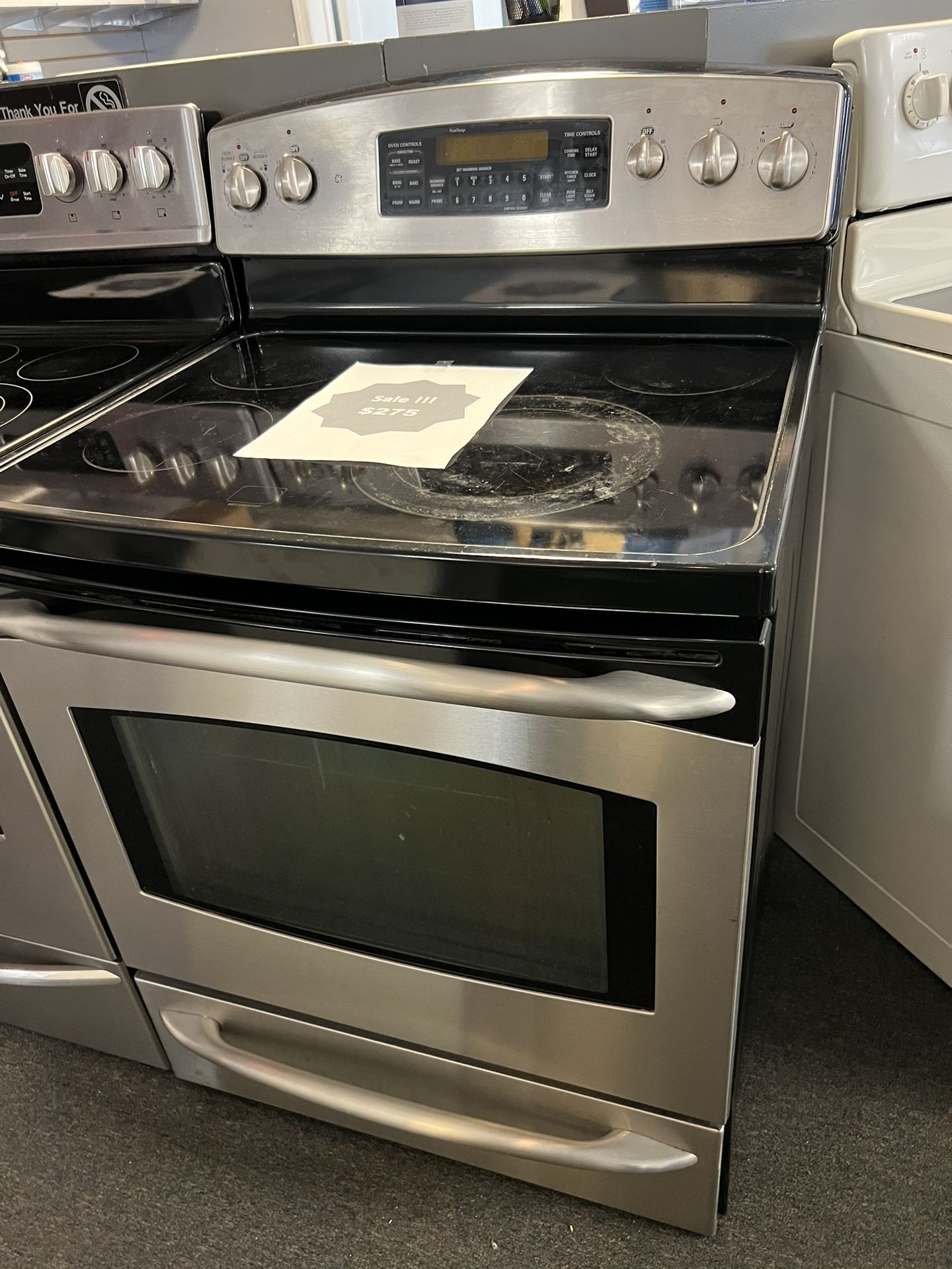 GE Glass Top Stove for Sale in Fredericksburg, VA OfferUp