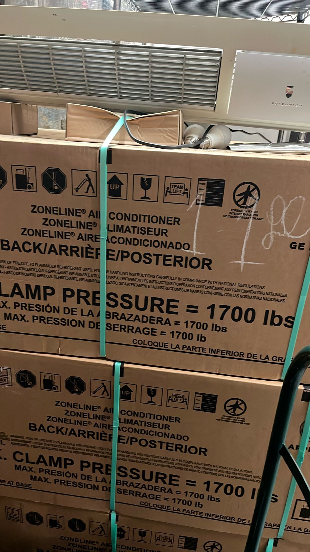 AC unit brand new