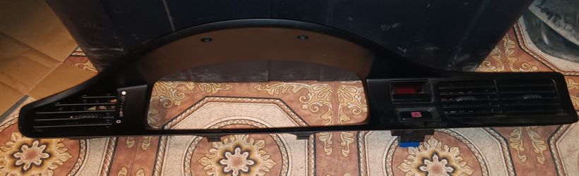 A1 92-95 Honda Civic EG  dash gauge cluster vent cover assembly bezel