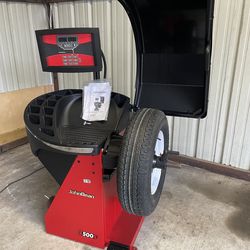 2025 John Bean B500S Tire Wheel Balancer - Like New w/ Cones, Clamp Included