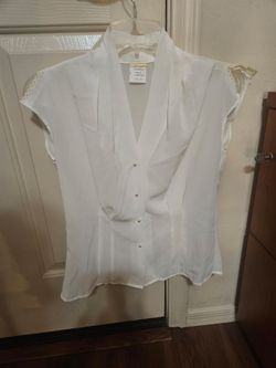 White Sleeveless Medium V-Neck Blouse Vintage