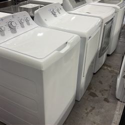 GE Washer And Dryer Set 