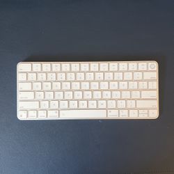 Apple magic keyboard 